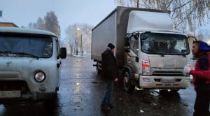 32 машины с&nbsp;гуманитарным грузом отправили нижегородские активисты Народного фронта в&nbsp;помощь военным
