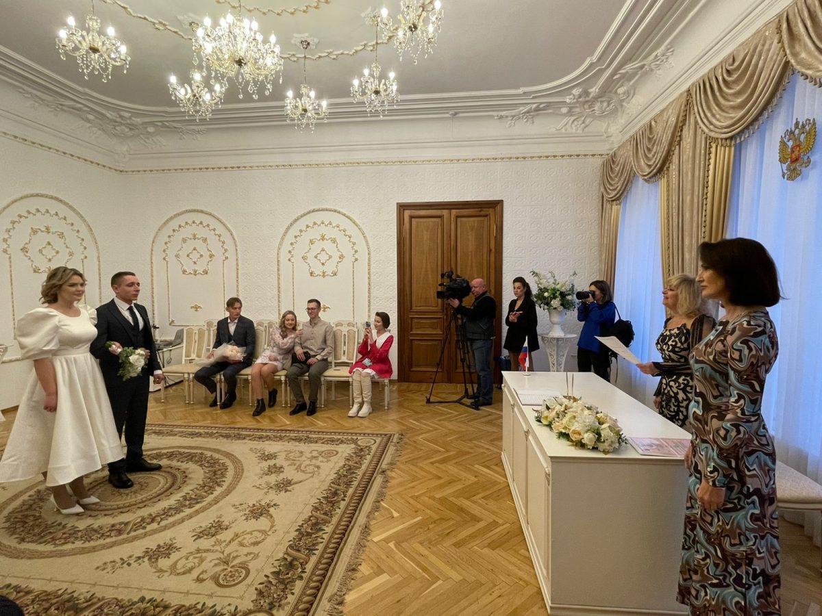 Гимн России будет звучать на церемониях бракосочетания в нижегородских ЗАГСах с 4 ноября