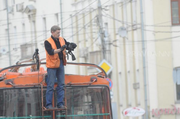 Троллейбус №2 приостановил работу из-за скопления воды на улице Дьяконова