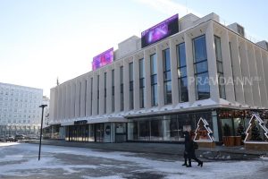 Нижегородцы вышли на пикет против спектакля с Лией Ахеджаковой