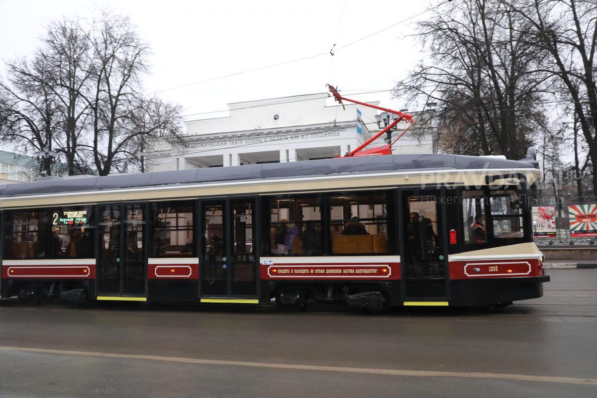 Движение трамваев на улице Белинского приостановилось из-за ДТП