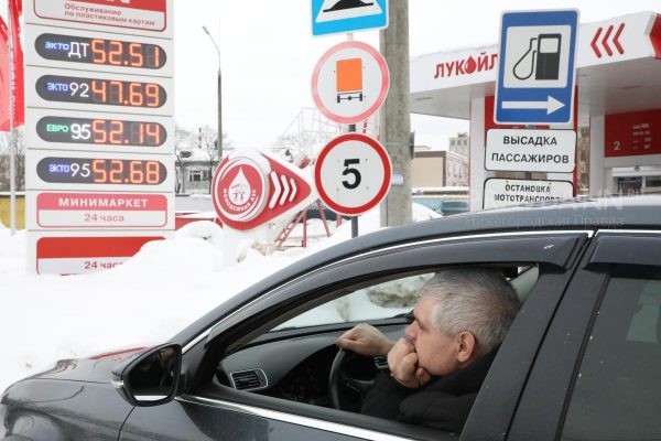 Новак заявил, что поломка на нижегородском заводе «Лукойл» не повлияла на ситуацию с бензином в России