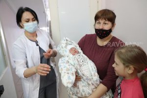 У трех нижегородок родилась тройня в 2021 году