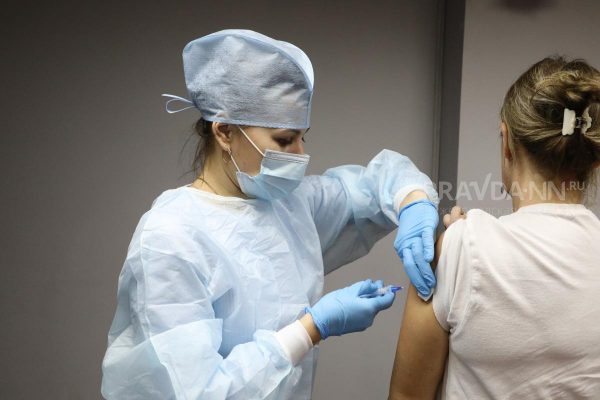 Около 400 тысяч нижегородцев сделали прививки от гриппа