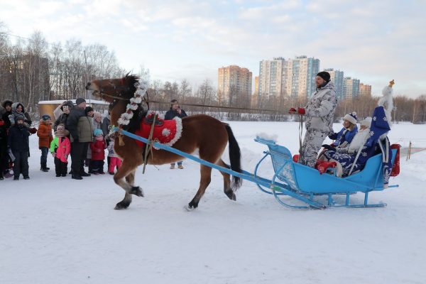 В Автозаводском районе Нижнего Новгорода стартовала акция «Дед Мороз – единоросс»