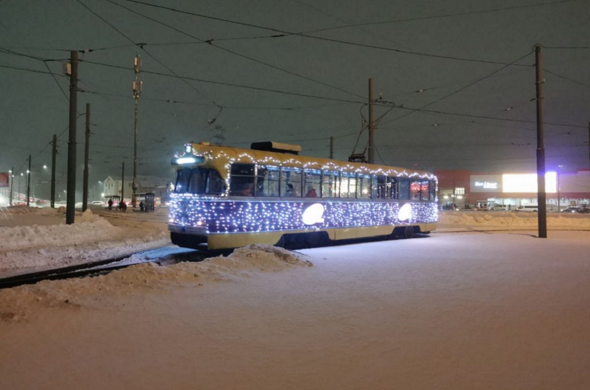 Три новогодних трамвая вышли на маршруты Нижнего Новгорода