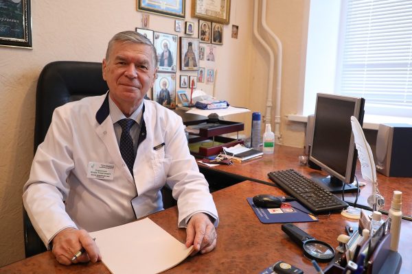 Нижегородский учёный более 40 лет ищет способы борьбы с онкологическими заболеваниями