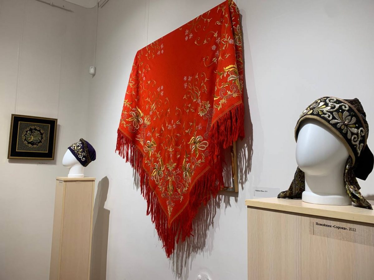 В Нижегородском художественном музее открылась авторская выставка золотной вышивки Ольги Калягиной