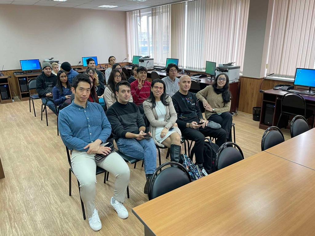 Состоялся курс «Русско-зарубежные литературные связи» для иностранцев, проживающих в России