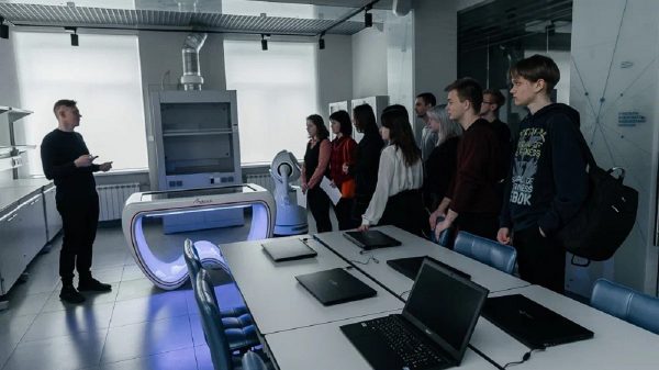 Физико-технологический факультет открылся в Мининском университете