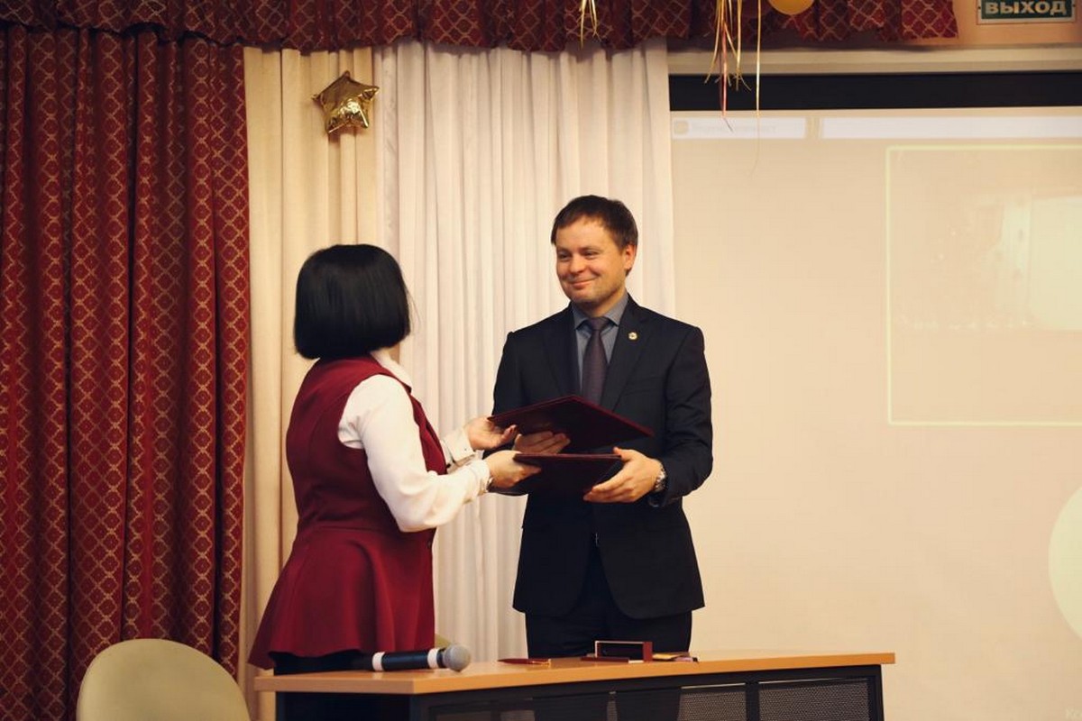 Мининский университет и Городской ресурсный центр подписали соглашение о взаимодействии