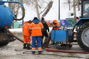 Потоп из-за прорыва трубы устранили в частном секторе в Сормовском районе