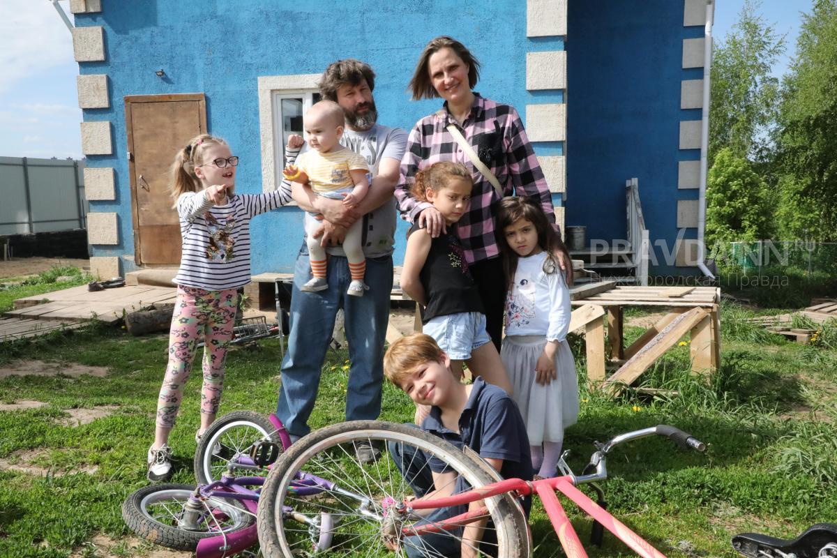 Более 800 жилищных сертификатов получили многодетные семьи в Нижегородской области с 2018 года