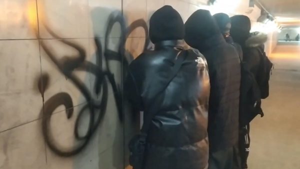 Подростки-вандалы, изрисовавшие подземный переход, принесли извинения