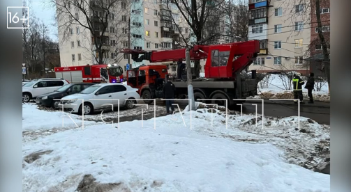 Снесенные автокраном линии электропередач восстанавливают в Советском районе