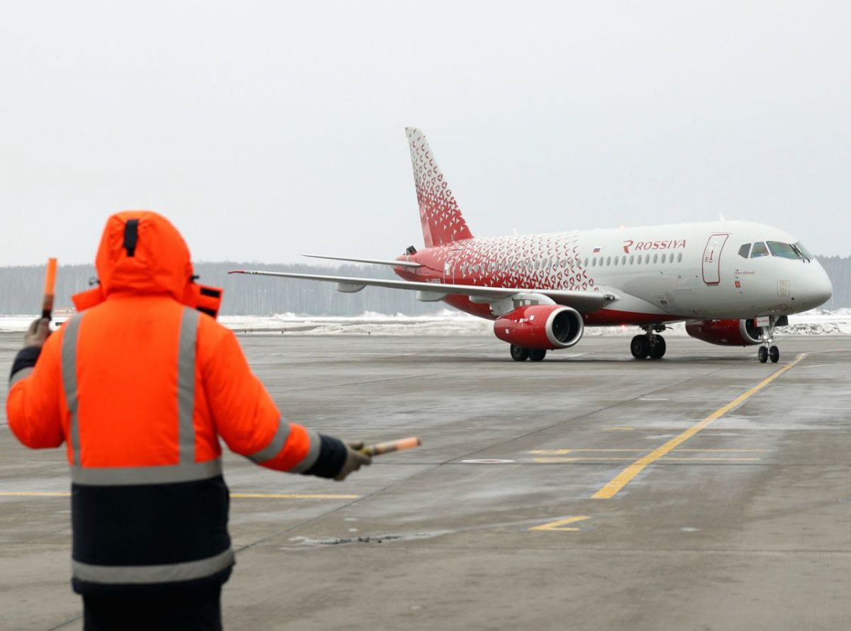 Самолет «Дзержинск» впервые прибыл в аэропорт Чкалова