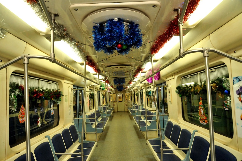47 дополнительных поездов запустили в новогоднюю ночь в нижегородском метрополитене