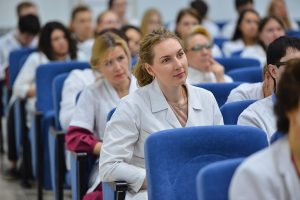 49 нижегородских медиков дефицитных специальностей получили стимулирующие выплаты в&nbsp;2022 году