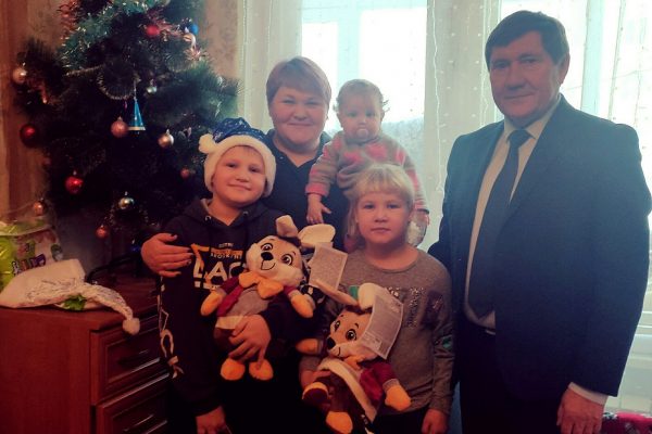 Николай Денисов исполнил желание 10-летнего Артура в рамках акции «Елка желаний»