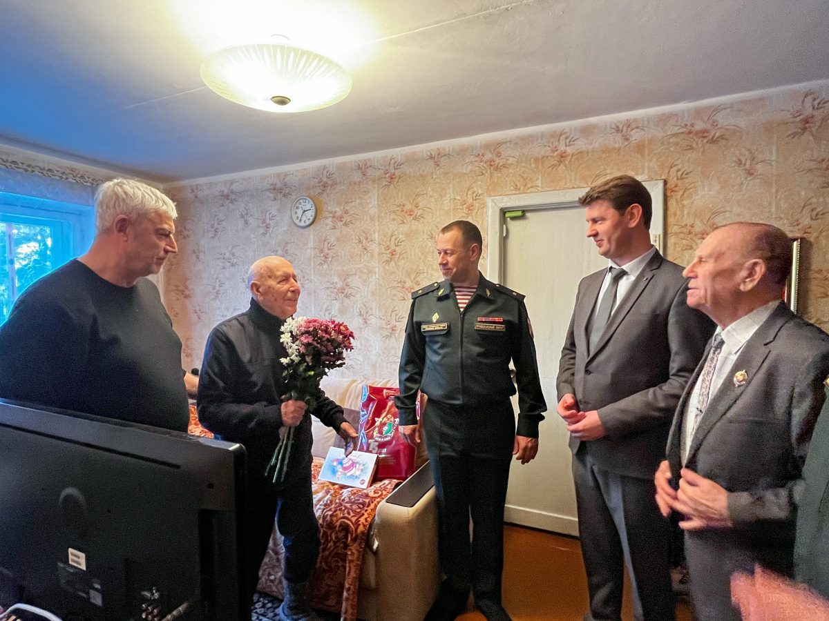 98 лет исполнилось ветерану Великой Отечественной войны из Сарова