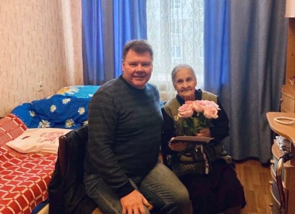 100-летний юбилей отметила жительница Семеновского округа