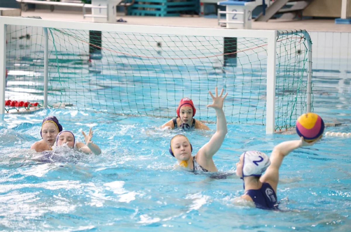 В Нижнем Новгороде прошёл тур суперлиги по водному поло среди женщин