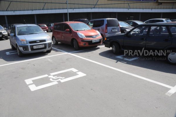 Почти 9 тысяч нарушений по парковке на местах для инвалидов выявили в Нижнем Новгороде в 2022 году