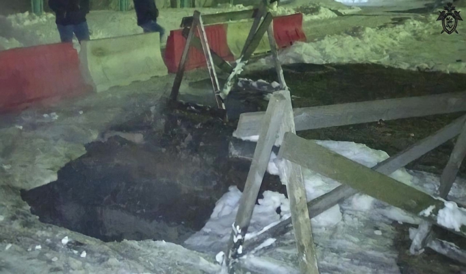 Сотрудника администрации Дзержинска осудили из-за студентки, провалившейся в яму с кипятком