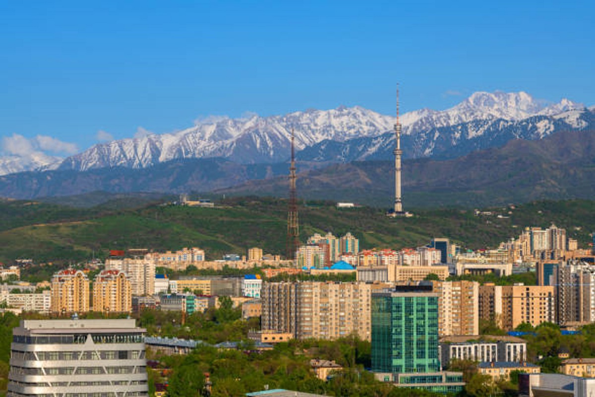 Казахстан ужесточил правила пребывания россиян