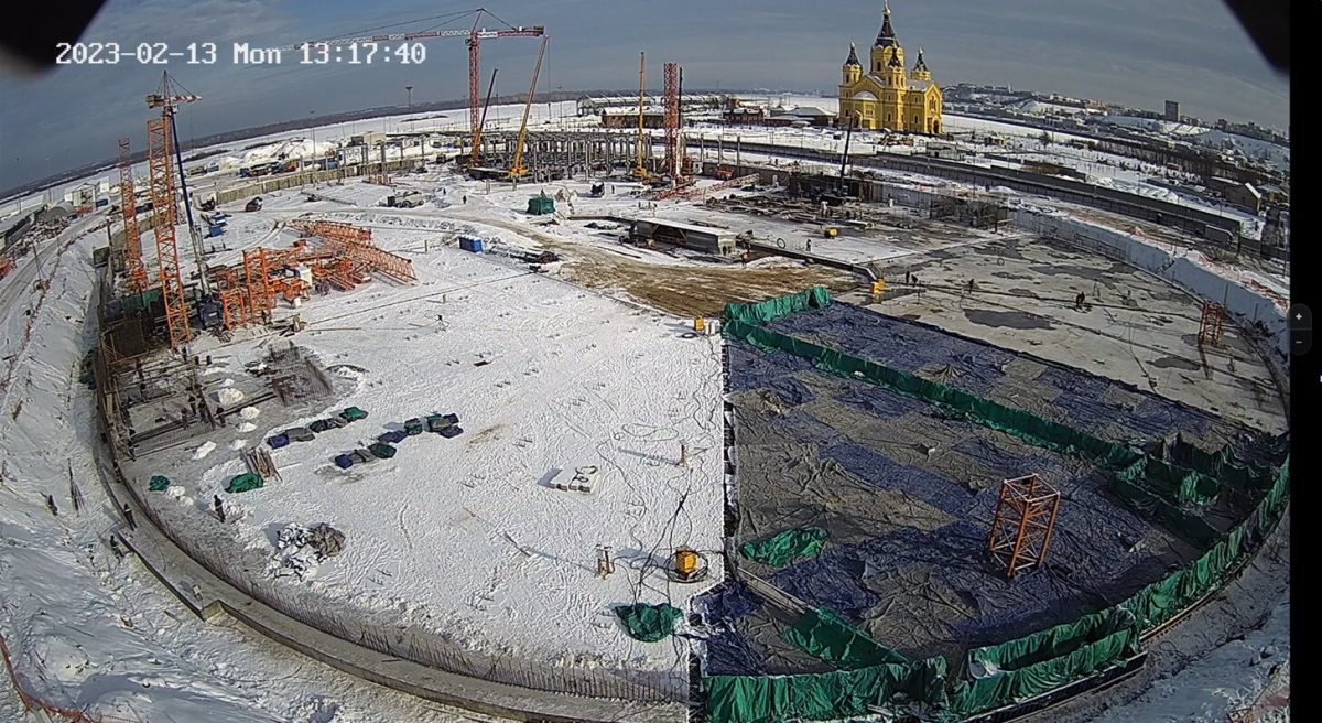 Устройство цокольной части будущей ледовой арены началось на Стрелке в Нижнем Новгороде