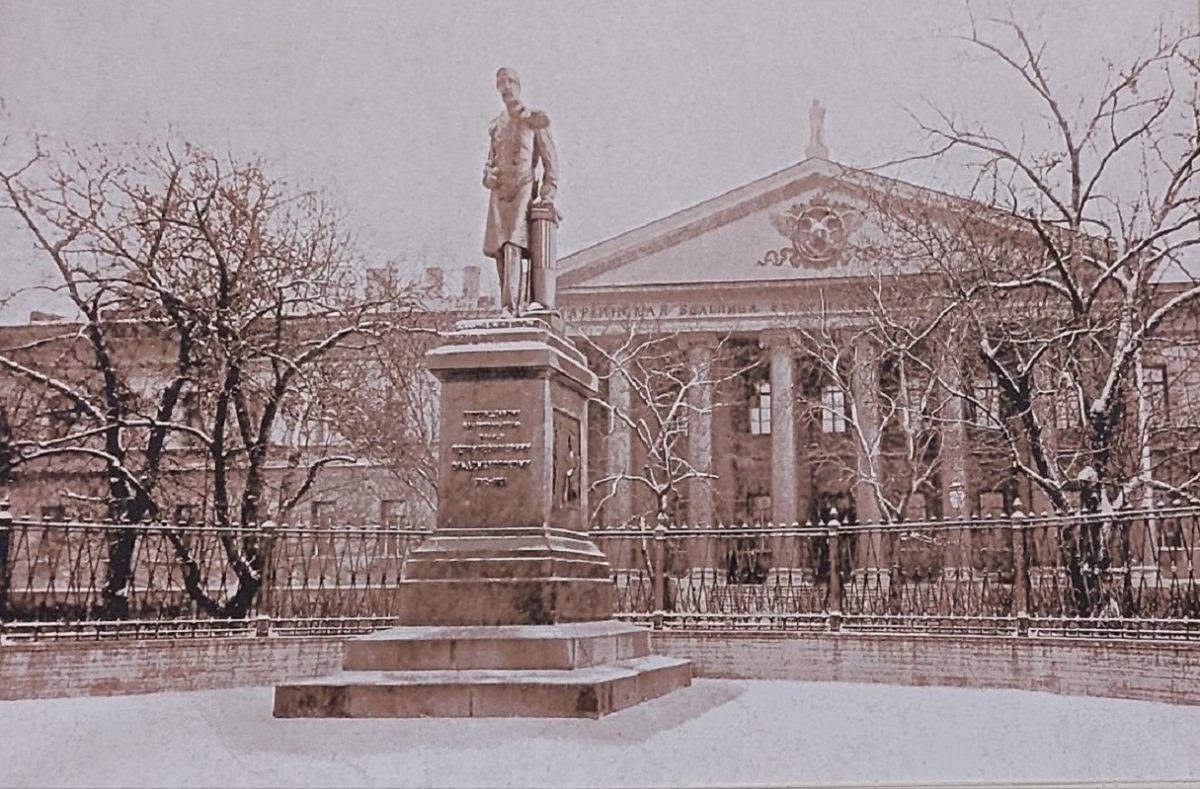 Памятник принцу Ольденбургскому в Петербурге восстановят к 220-летнему юбилею Мариинской больницы