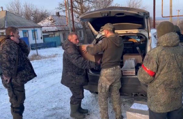 Бойцы танкового батальона имени Козьмы Минина получили подарки от нижегородских школьников