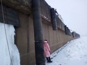 20-летняя девушка упала с причала в районе Речного вокзала