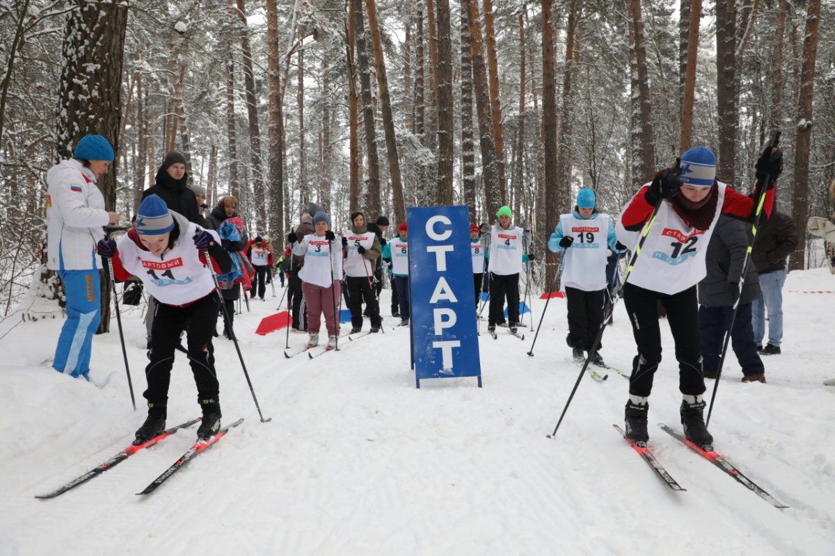 Подопечные девяти социальных учреждений региона приняли участие в областных соревнованиях по лыжным гонкам