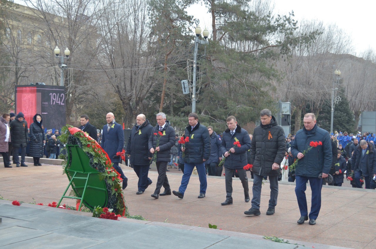 Нижегородцы поучаствовали в военном параде в Волгограде 2 февраля 2023 года  | Нижегородская правда