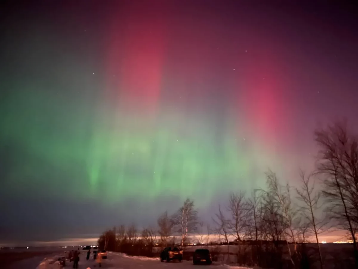 Северное сияние заметили в ночном небе в Санкт-Петербурге и Ленинградской области