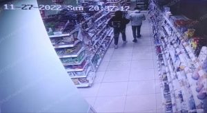 До 5 лет лишения свободы грозит сообщникам из Дзержинска за серийную кражу дезодорантов