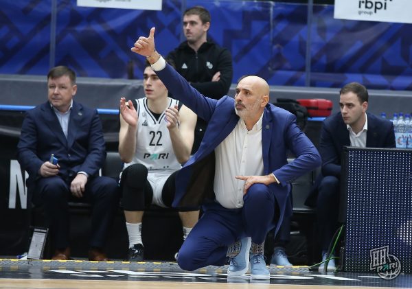 Баскетболисты «Пари НН» дома взяли верх над клубом из Краснодара