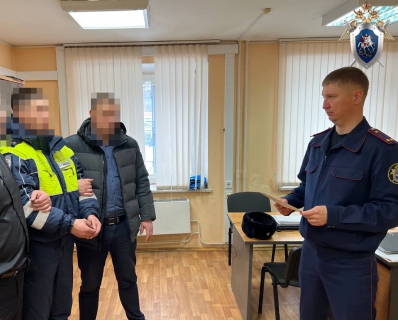 Полицейского задержали за взятку в 20 тысяч рублей в Нижнем Новгороде