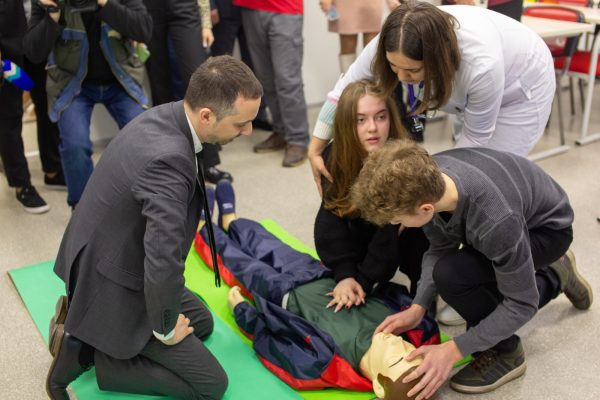 В Кстовской средней школе №8 открыли медицинский класс