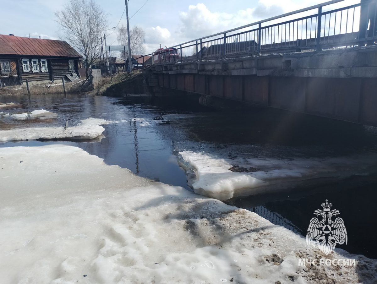 34 придомовые территории и 10 мостов ушли под воду в Нижегородской области