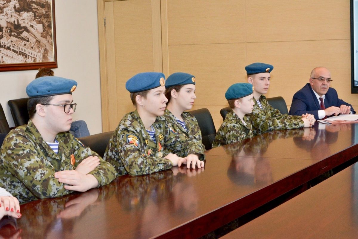Еще один корпус построят в нижегородском лагере «Хочу стать десантником»