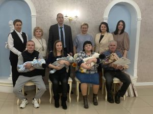 Рождение первой за 2023 год нижегородской тройни зарегистрировали в отделе ЗАГС города Бор