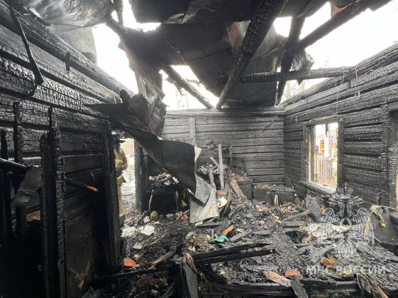 Жилой дом сгорел в Автозаводском районе 25 марта