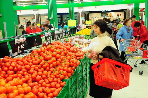 Отразится ли землетрясение в Турции на ценах на продукты и одежду в Нижнем Новгороде?