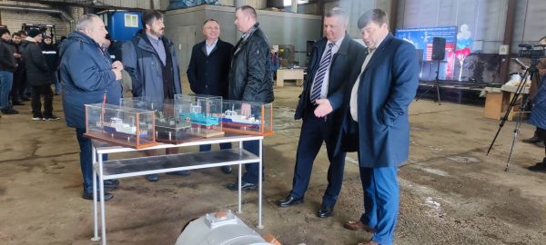 На судостроительном предприятии в Богородске заложили киль многофункционального земснаряда