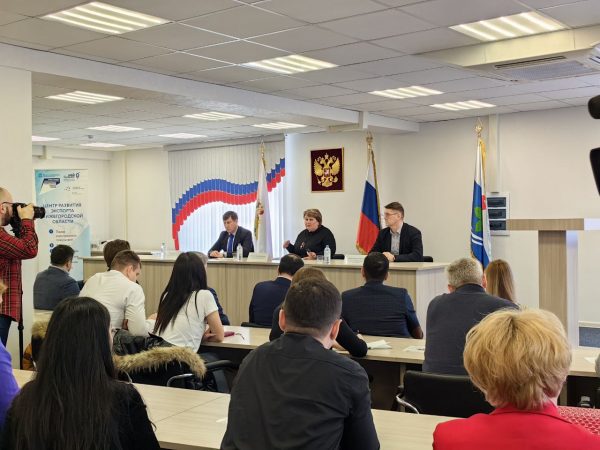 Около 100 предпринимателей приняли участие в выездном совещании нижегородского Минпрома в Кстове