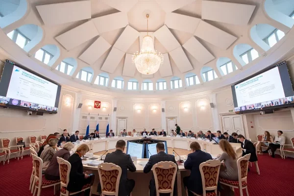 Глава Минобрнауки России Валерий Фальков провел рабочее совещание по созданию кампусов мирового уровня