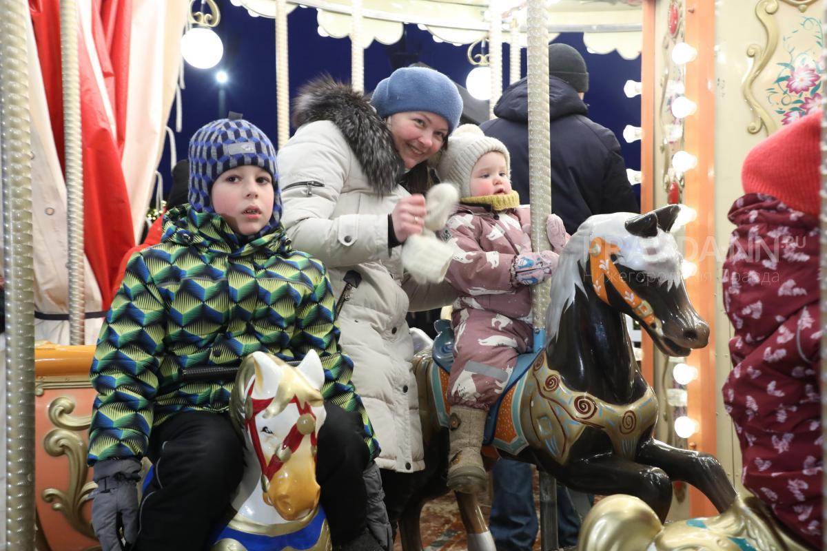 Детская карусель и печка будут работать на Нижегородской ярмарке все школьные каникулы