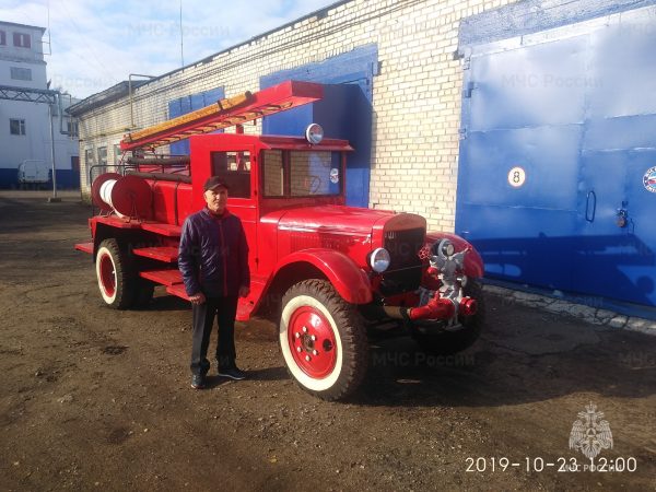 Нижегородский ветеран пожарной охраны занимается реставрацией ретроавтомобилей